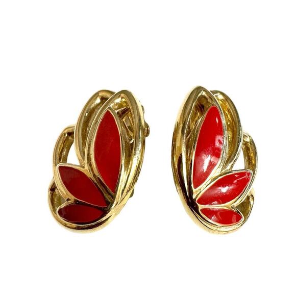 Vintage Trifari Red Enamel Goldtone Clip On Earrings - Picture 5 of 9